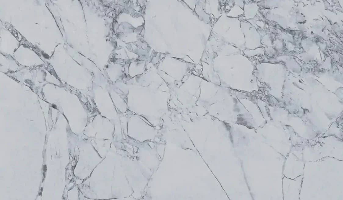 Brazilianite White Poleeritud