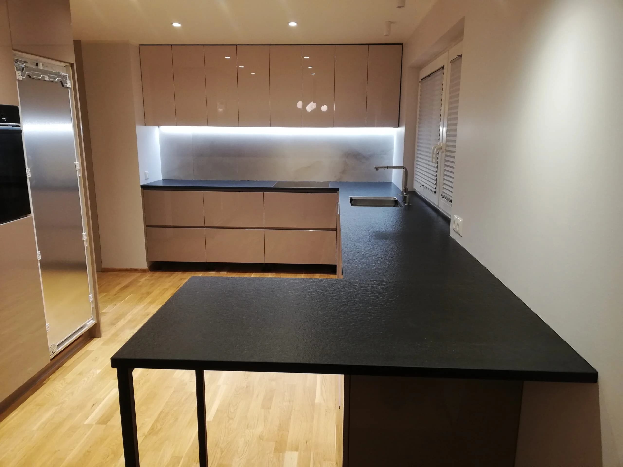 Graniit tasapinnad 1