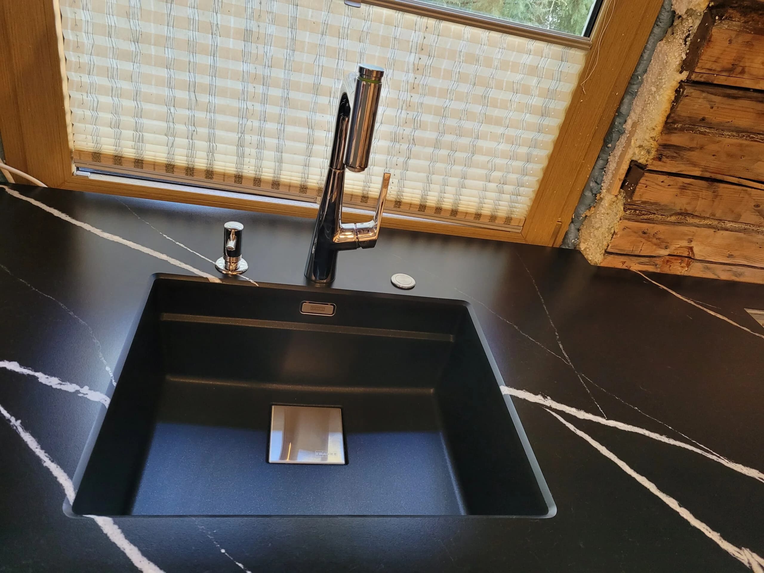 Kvarts tasapinnad 10