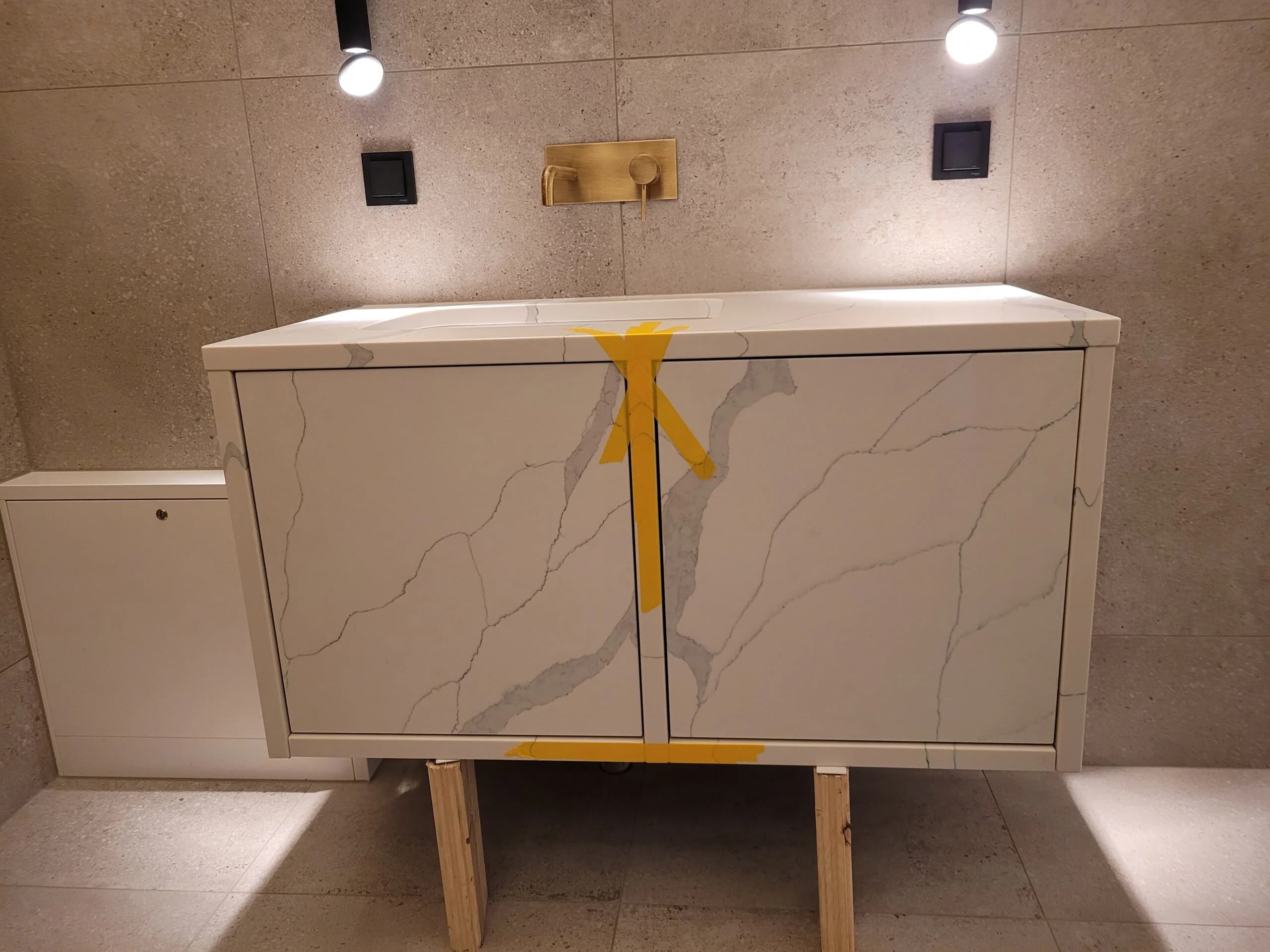 Vannitoa tasapinnad 12